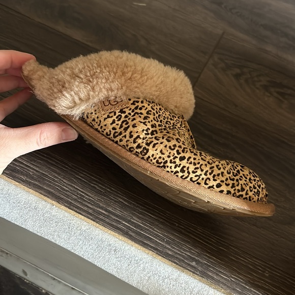 Ugg captain animal print slippers - Picture 8 of 8
